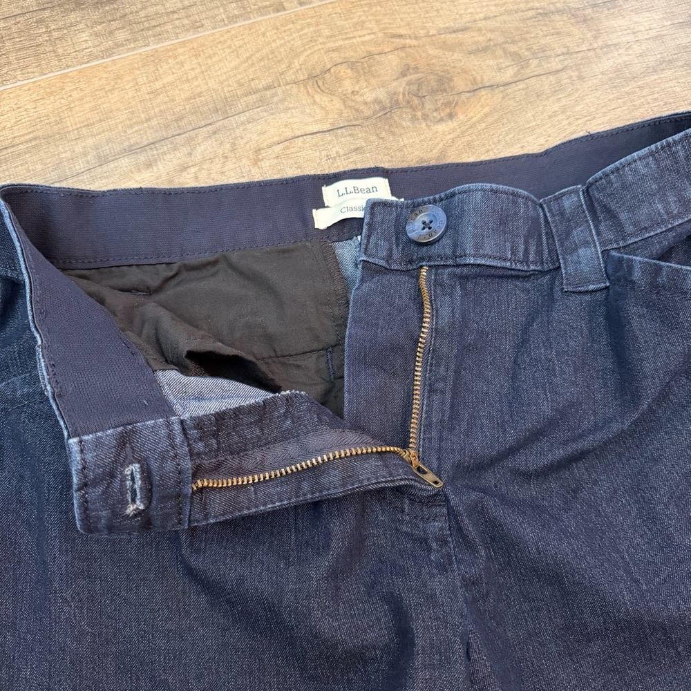 L.L.Bean Classic Fit Jean Women 6 Straight Denim Dark Blue Solid Chic Minimalist - Picture 9 of 13